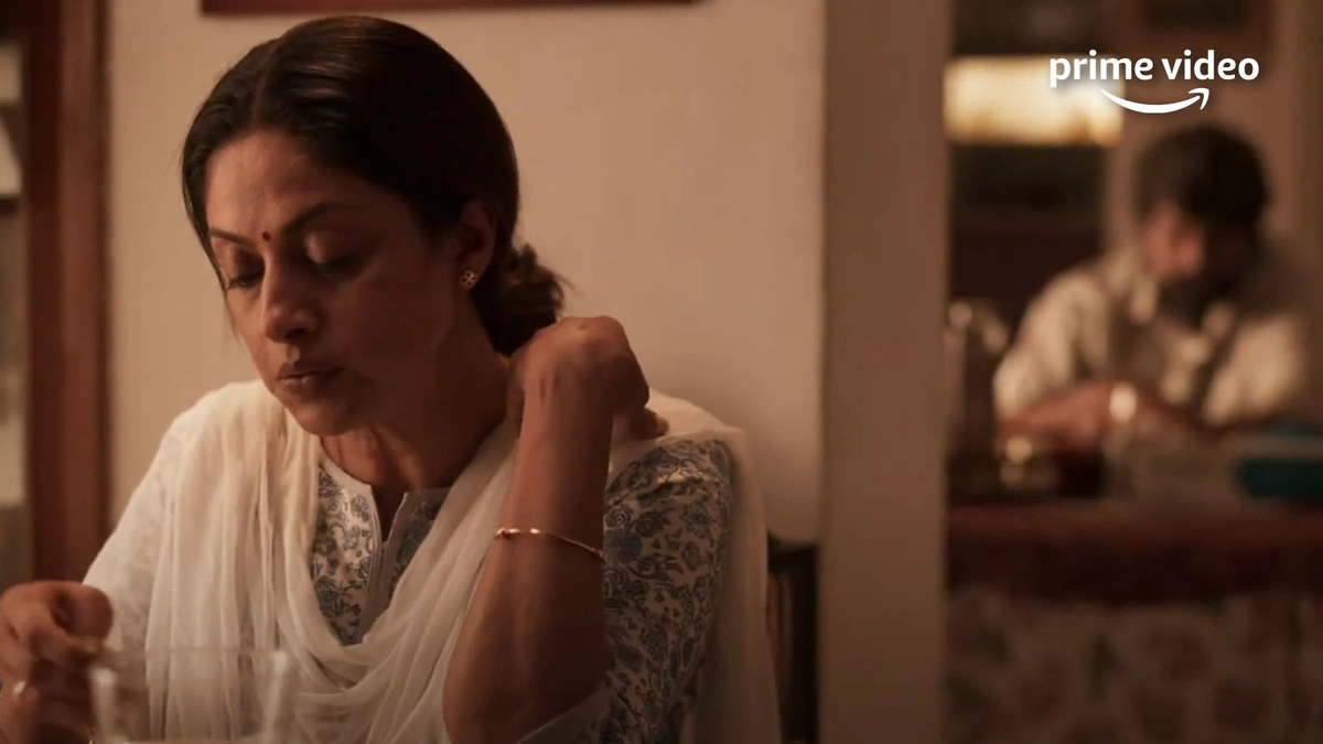 Putham Pudhu Kaalai Vidiyaadhaa (Tamil) (2022)