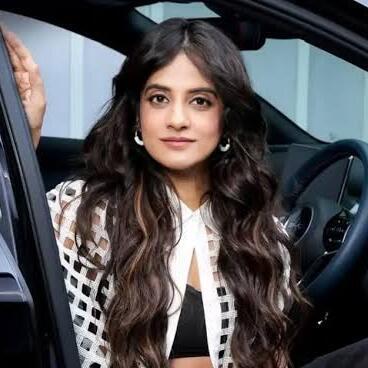 Jasleen Royal